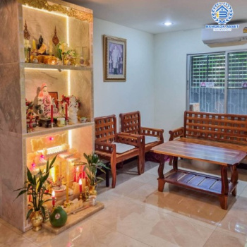 *****บ้านแฝดมือสองย่านนนทบุรี ม.ซอยบางกร่าง63 บางกรวย-ไทรน้อย เนื้อที่กว้างเกือบ 41 ตร.ว. ฟังก์ชัน 3 ห้องนอน 2 ห้องน้ำ ที่จอดรถ 2 คัน บ้านสวย ตกแต่งใหม่พร้อมเข้าอยู่ บนทำเลแห่งการเดินทาง เชื่อมต่อถนนบางกรวย-ไทรน้อย ถนนราชพฤกษ์, ถนนรัตนาธิเบศร์ จองเลยวันนี้!